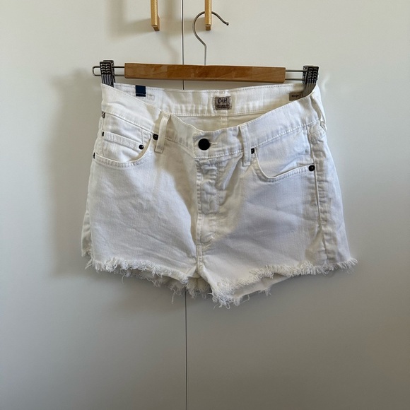 Citizens of Humanity shorts - Picture 1 of 8